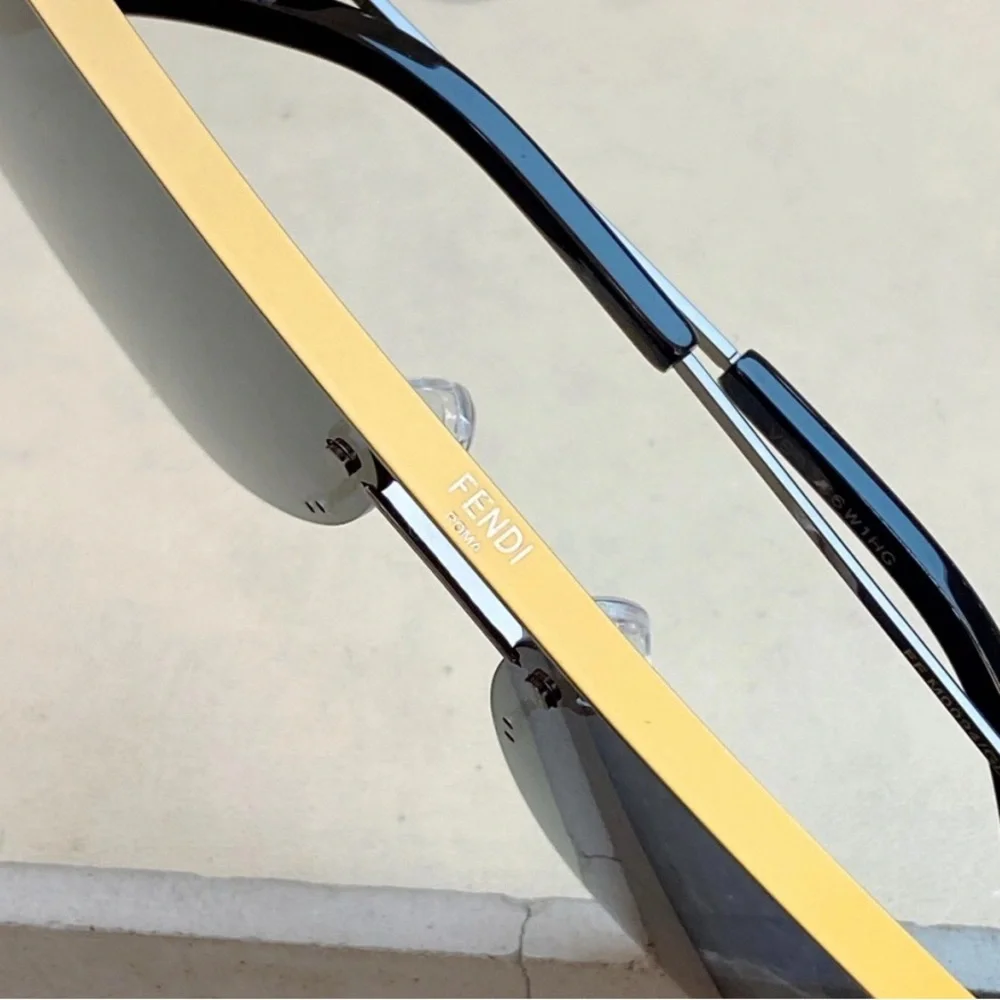 Fendi stylish sunglasses